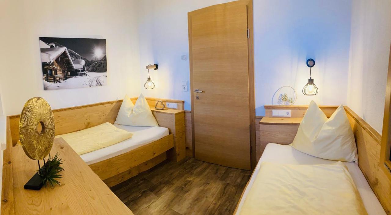 Neuhausliving Apartment Aschau Im Zillertal Bagian luar foto